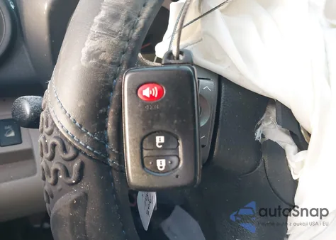 2011 Toyota Rav4 Limited V6 z USA, uszkodzony, nr VIN 2T3YK4DV2BW012255